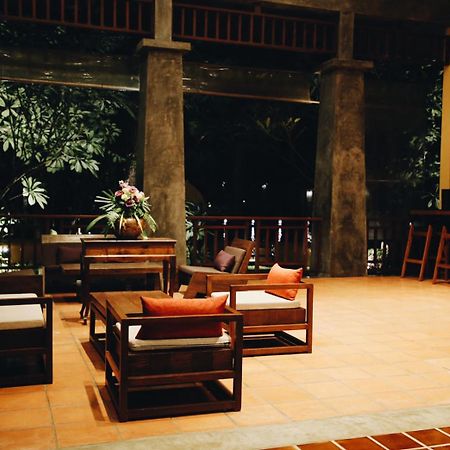 Hotel De L'Amour Sha Plus Prakhon Chai Eksteriør billede