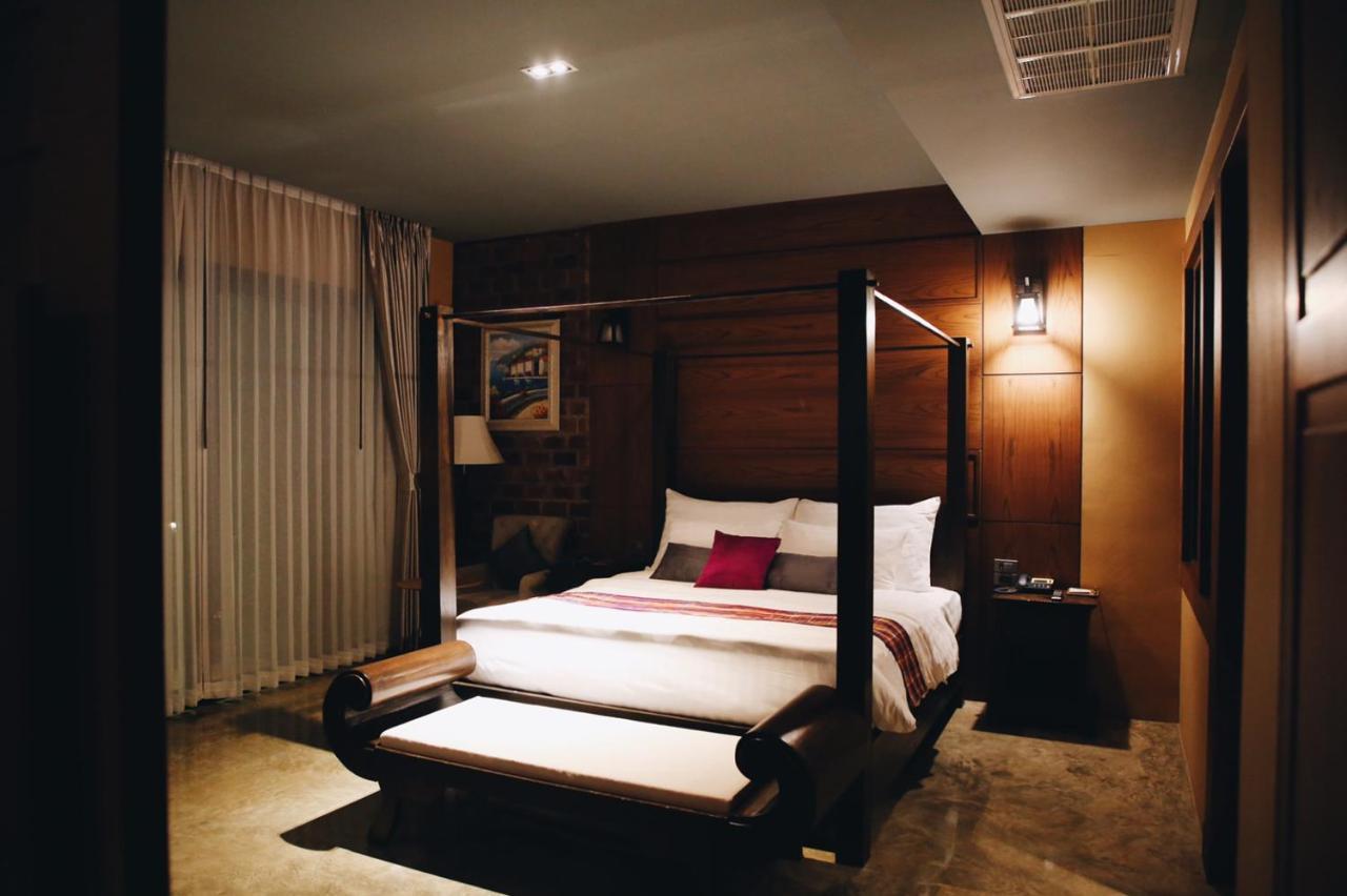 Hotel De L'Amour Sha Plus Prakhon Chai Eksteriør billede